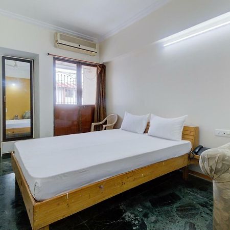 Spot On 41871 Hotel Sahyadri Spot Тримбак Екстериор снимка